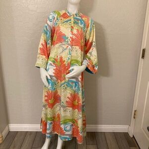 Natori Colorful Whimsical Crane Half Zip Kaftan Small